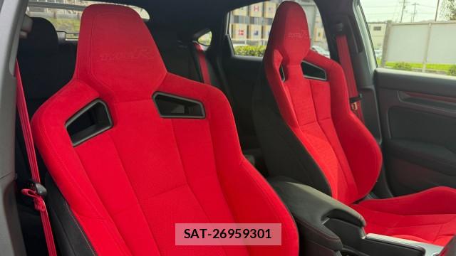 Honda CIVIC 2025-11 8282003-5