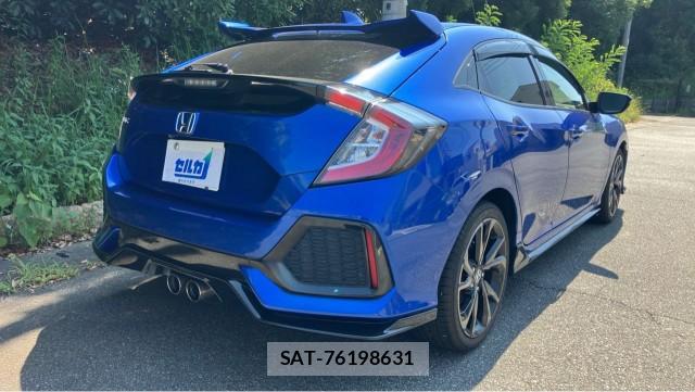 Honda CIVIC 2019-09 8282068-12