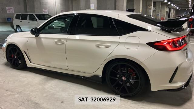 Honda CIVIC 2025-01 8282075-10