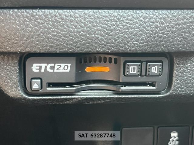 Honda CIVIC 2021-11 8284076-3