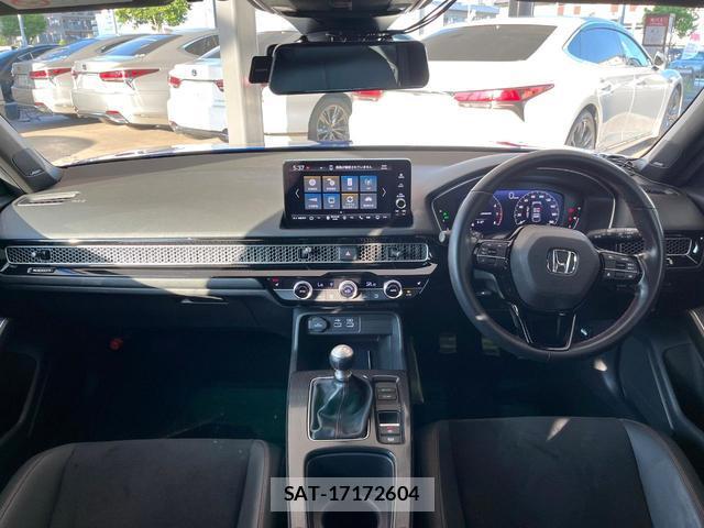 Honda CIVIC 2021-11 8284457-1