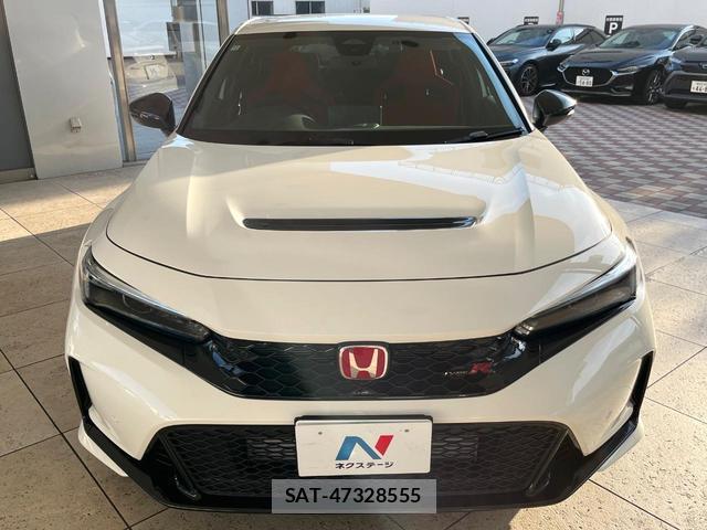 Honda CIVIC 2024-12 8284458-13