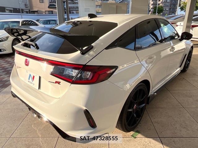 Honda CIVIC 2024-12 8284458-16