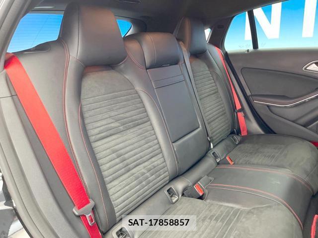 Mercedes Benz CLA-CLASS 2016-03 8279335-9