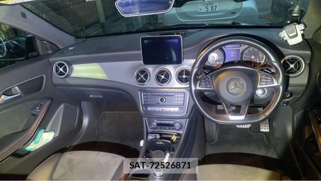 Mercedes Benz CLA-CLASS 2017-07 8280462-2