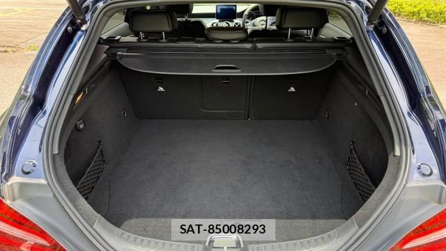 Mercedes Benz CLA-CLASS 2017-12 8282503-16