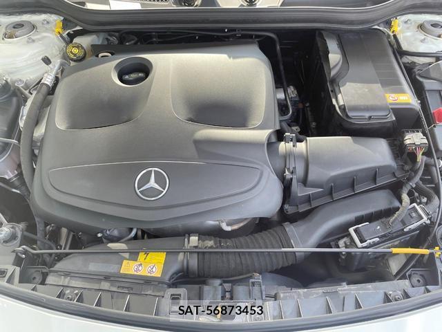 Mercedes Benz CLA-CLASS 2016-03 8283133-17
