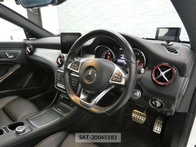 Mercedes Benz CLA-CLASS 2016-12 8283614-4
