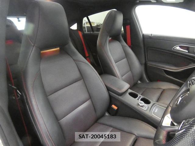Mercedes Benz CLA-CLASS 2016-12 8283614-5