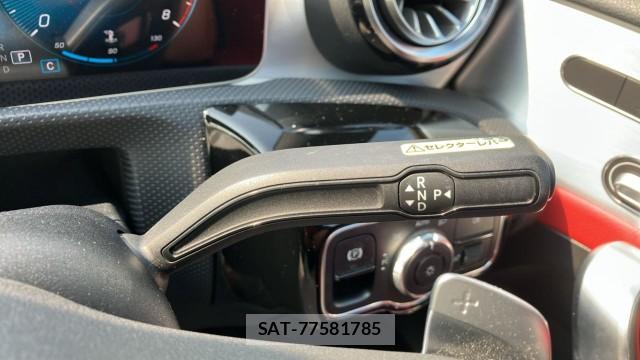 Mercedes Benz CLA-CLASS 2019-09 8281962-14