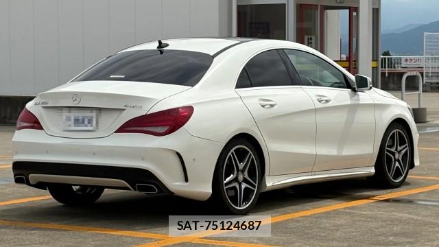Mercedes Benz CLA-CLASS 2013-12 8282035-11