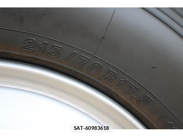 Toyota COASTER 2016-01 8276805-15