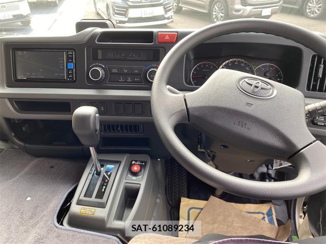 Toyota COASTER 2026-07 8285246-14
