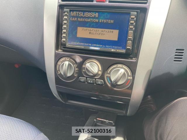 Mitsubishi COLT 2004-12 8279658-16
