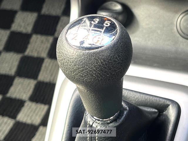 Daihatsu COPEN 2015-06 8277249-2