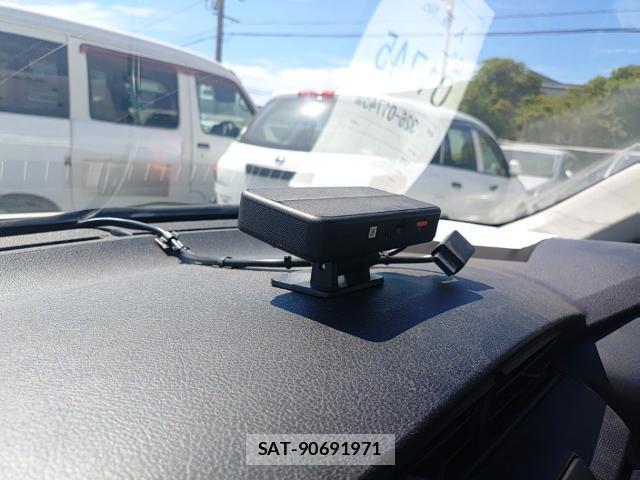 Toyota COROLLA AXIO 2018-07 8279921-16