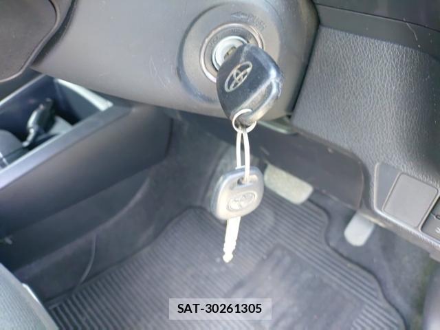 Toyota COROLLA AXIO 2019-07 8279925-14