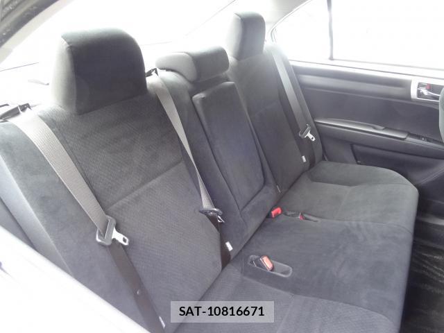 Toyota COROLLA AXIO 2015-07 8282940-10