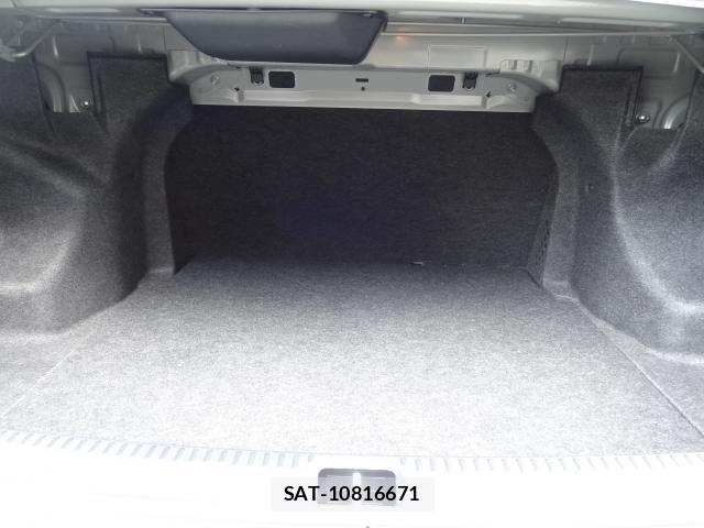 Toyota COROLLA AXIO 2015-07 8282940-13