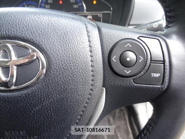 Toyota COROLLA AXIO 2015-07 8282940-18