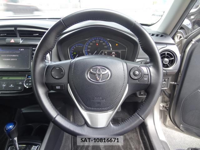 Toyota COROLLA AXIO 2015-07 8282940-3
