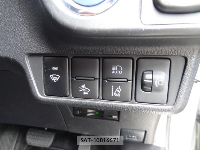 Toyota COROLLA AXIO 2015-07 8282940-7