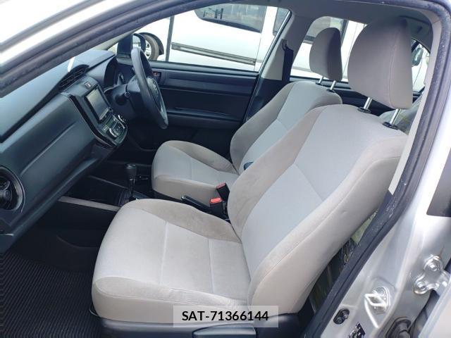 Toyota COROLLA AXIO 2017-07 8285668-15
