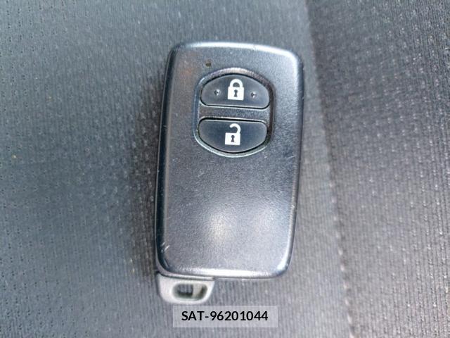 Toyota COROLLA AXIO 2021-07 8285687-14
