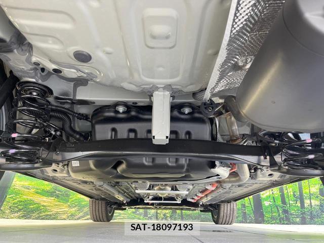 Toyota COROLLA CROSS 2026-06 8280055-18