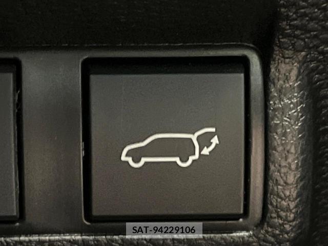 Toyota COROLLA CROSS 2025-02 8280223-6