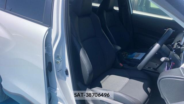 Toyota COROLLA CROSS 2026-03 8280590-5