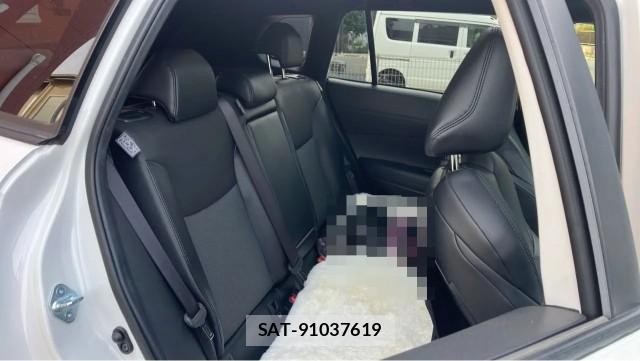 Toyota COROLLA CROSS 2021-09 8281309-5