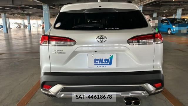 Toyota COROLLA CROSS 2022-06 8281729-1