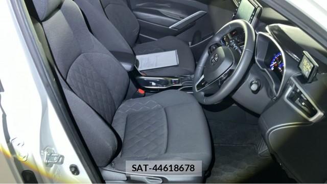 Toyota COROLLA CROSS 2022-06 8281729-5