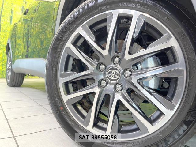 Toyota COROLLA CROSS 2026-03 8282902-12