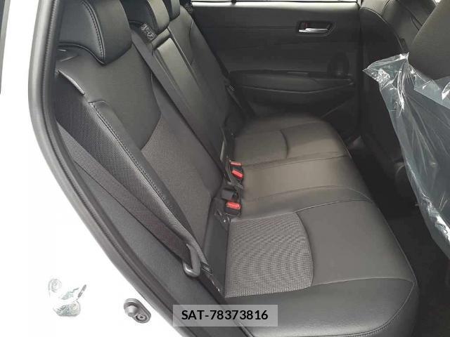 Toyota COROLLA CROSS 2026-07 8284384-6