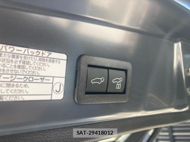 Toyota COROLLA CROSS 2026-05 8284823-5