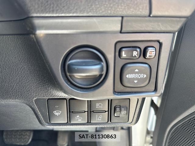 Toyota COROLLA FIELDER 2018-04 8277767-7