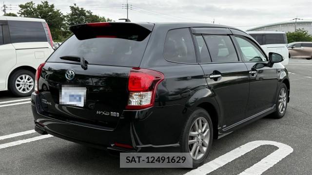 Toyota COROLLA FIELDER 2014-12 8281910-11