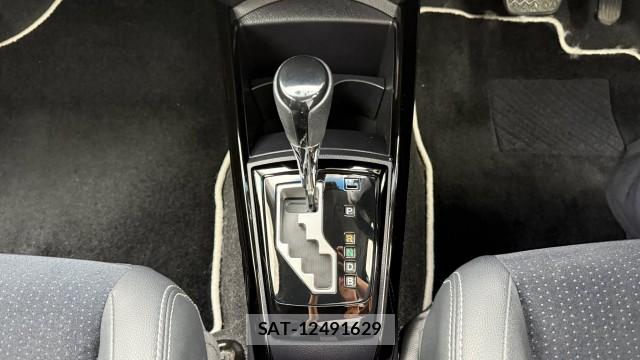 Toyota COROLLA FIELDER 2014-12 8281910-13