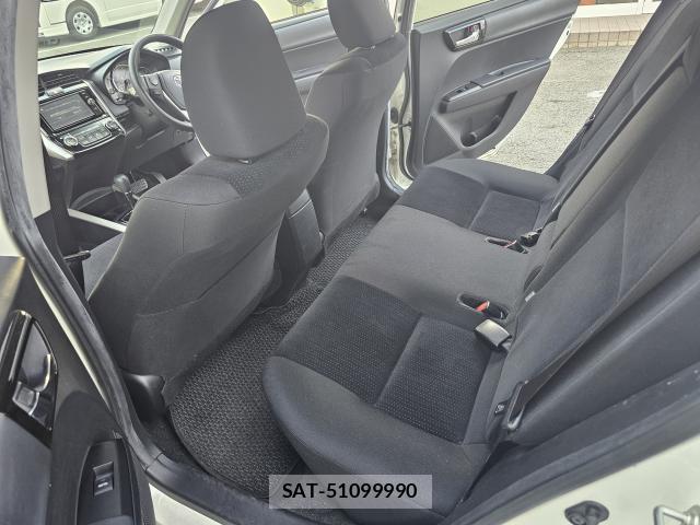Toyota COROLLA FIELDER 2018-08 8283698-5