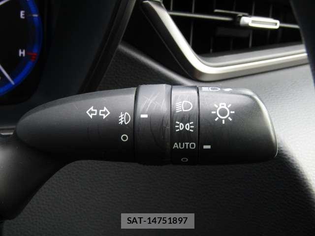 Toyota COROLLA TOURING 2021-06 8284130-15