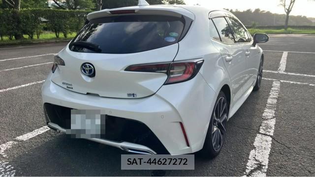 Toyota COROLLA SPORT 2018-08 8281842-12