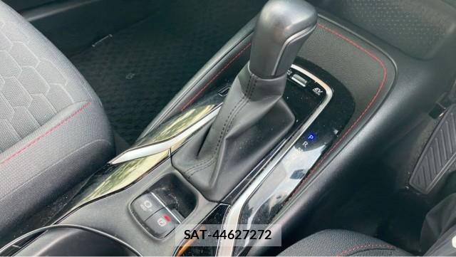 Toyota COROLLA SPORT 2018-08 8281842-14
