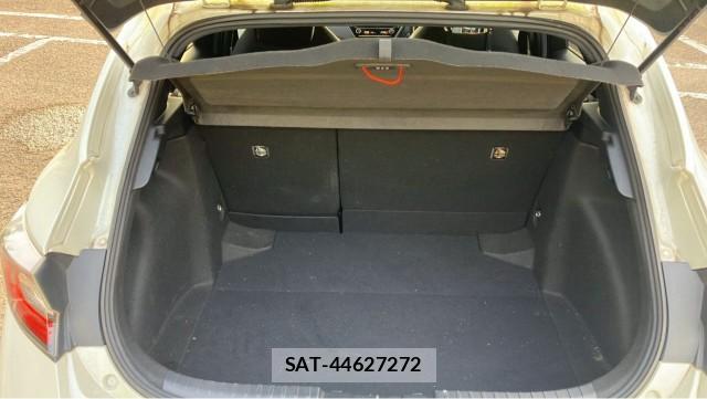 Toyota COROLLA SPORT 2018-08 8281842-17