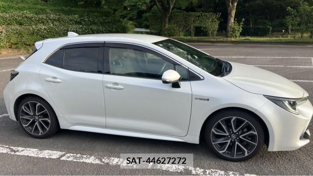 Toyota COROLLA SPORT 2018-08 8281842-3