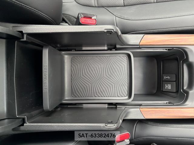 Honda CR-V HYBRID 2019-05 8284049-5