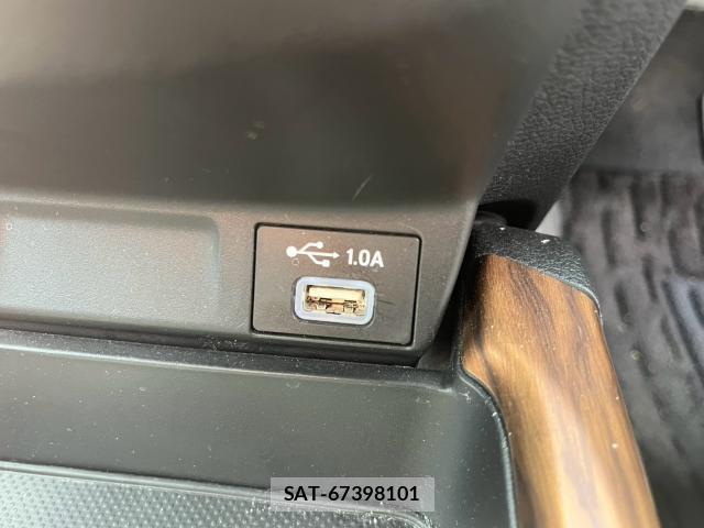 Honda CR-V 2022-06 8278747-17