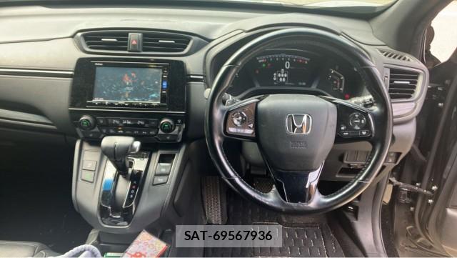 Honda CR-V 2021-03 8281666-16