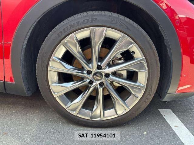 Toyota Crown Crossover 2024-08 8276979-10